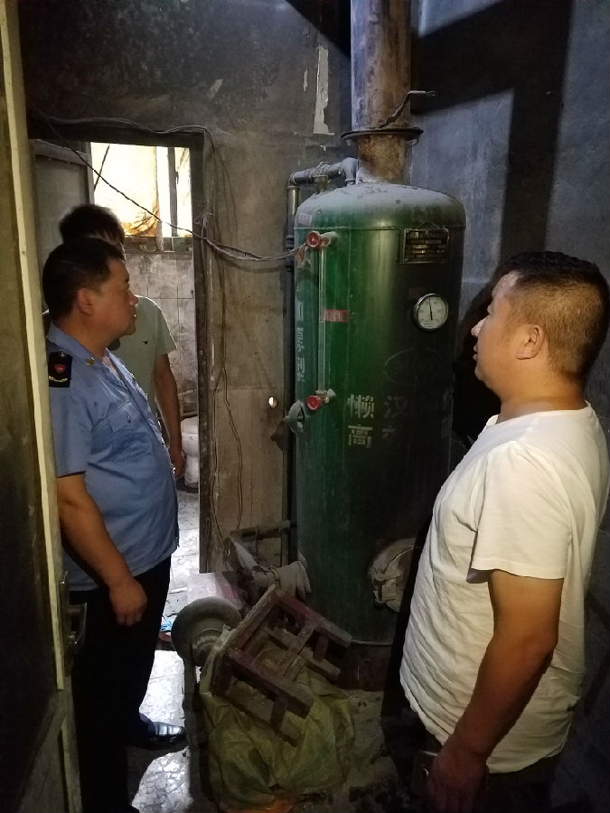 徐庄工商质监所开展辖区锅炉摸底排查.jpg